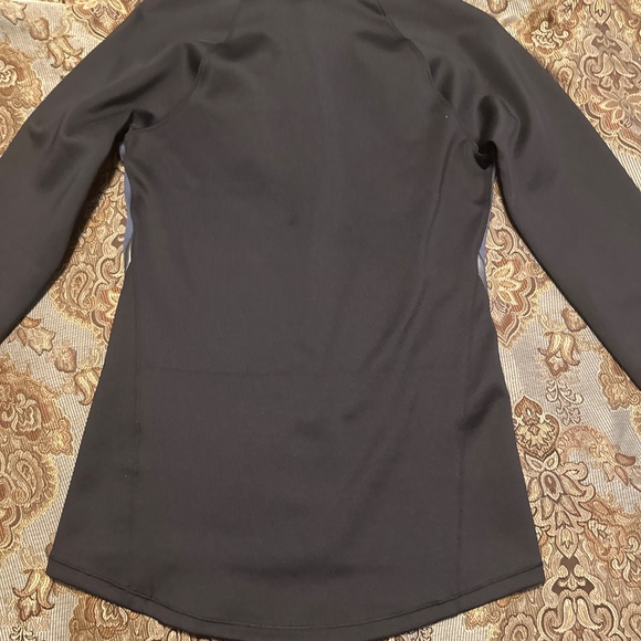 Women’s Under Armour Fitted Cold Gear Quarter Zip Jacket - Picture 2 of 2